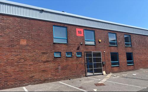 Unit 18, Hambridge Trading Estate, Willowbrook Road, Worthing, BN14