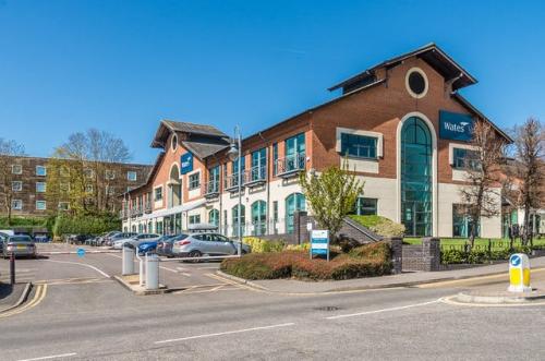 Wates House, Station Approach, Leatherhead, KT22