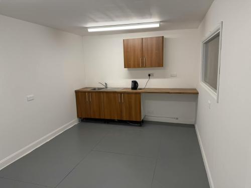 Unit 2a, Sutton Quays Business Park, Clifton Road, Sutton Weaver, Runcorn, WA7
