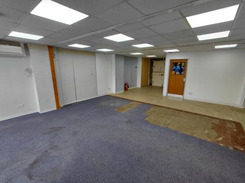 Unit 18, Harmill Industrial Estate, Grovebury Road, Leighton Buzzard, LU7