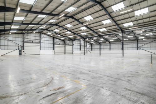 Unit B Laporte Way, Luton, LU4