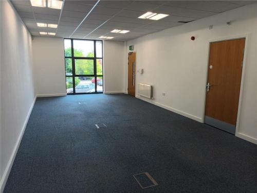 Unit B, Old Stratford Business Park, Milton Keynes, MK19