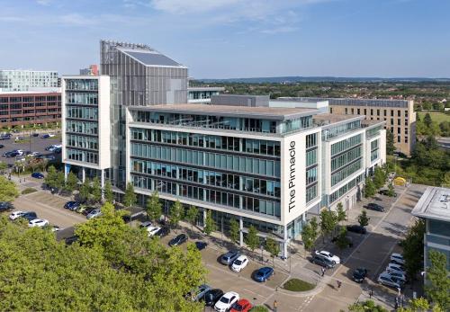 The Pinnacle, 150 Midsummer Boulevard, Milton Keynes, MK9