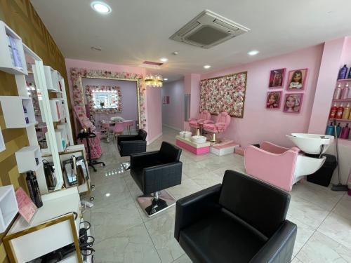 78C The Parade, Oadby, Oadby Leicester, LE2