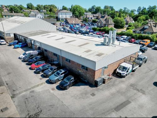 Units 9-11, Dinnages Business Park, 22 Wivelsfield Road, Haywards Heath, RH16