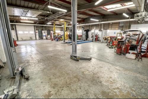Units 9-11, Dinnages Business Park, 22 Wivelsfield Road, Haywards Heath, RH16