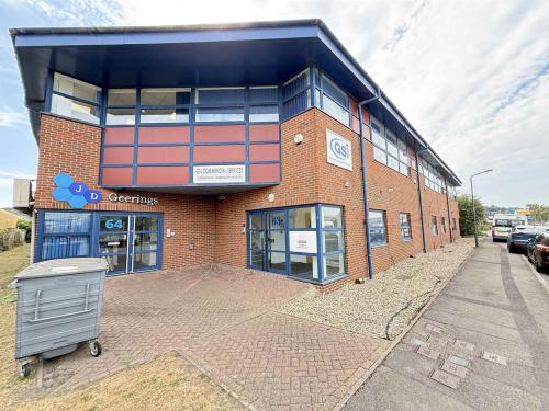 63 Riverside Estate, Medway City Estate, Sir Thomas Longley Road, Rochester, ME2