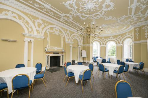 Heath Hall, Heath, Wakefield, WF1