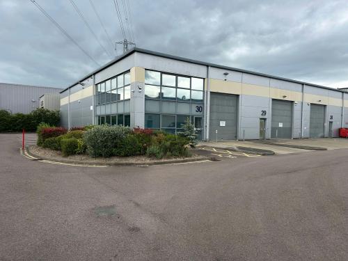 Unit 30, Anglo Business Park, Smeaton Close, Aylesbury, HP19