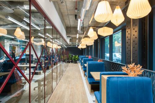 Office 1.22, 2 Whitechapel Road, Whitechapel, London, E1