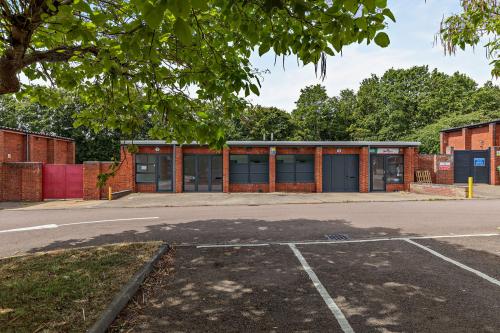 50 Abbey Court, Alston Drive, Bradwell, Milton Keynes, MK13