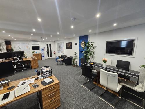 Unit 15 Eurolink 4, Precision 2 Business Park, Sittingbourne, ME10