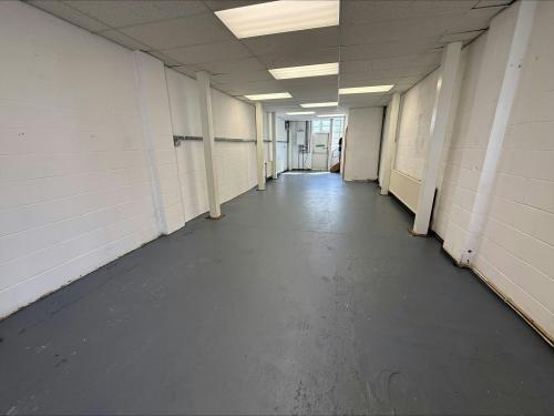 Unit 10, Stirling Industrial Centre, Borehamwood, WD6