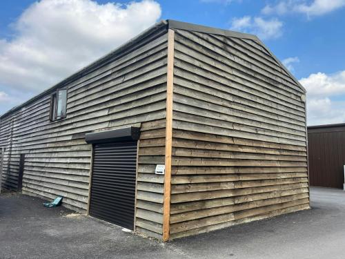 Unit 15, New Bury Business Park, Leighton Buzzard, LU7