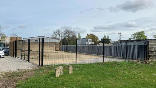 0.16 Acres, 1E Hurricane Way, Norwich, NR6