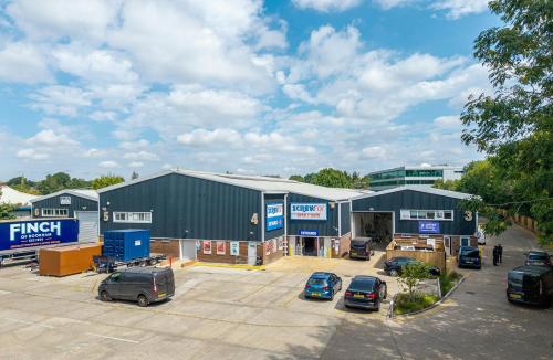 Leatherhead Trade Park, Station Road, Leatherhead, KT22