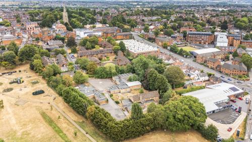 Former Henley Centre, Saunders Close, Kettering, NN16