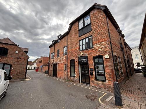The Old Post Office, Houchin Street, Bishops Waltham, Southampton, SO32
