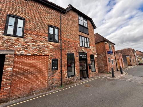 The Old Post Office, Houchin Street, Bishops Waltham, Southampton, SO32