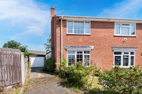 7 Pear Tree Close, Clarborough, Retford, DN22