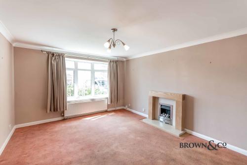 7 Pear Tree Close, Clarborough, Retford, DN22