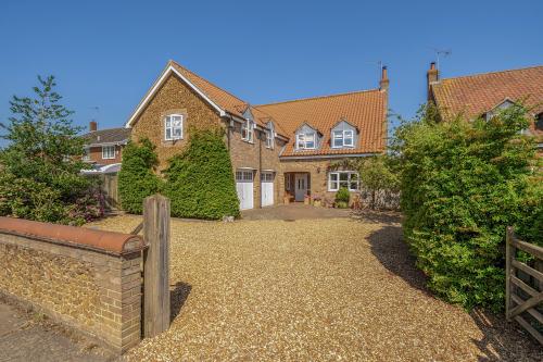 Holly Tree House, 6 Congham Road, Grimston, Kings Lynn, PE32