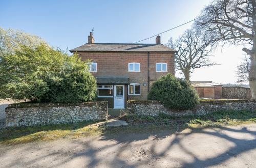 North Lodge Farmhouse, Redenhall, Harleston, IP20