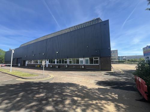 Iain Stewart Centre, Beehive Ring Road, Gatwick, RH6