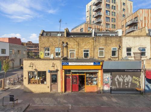 223 Well Street, Hackney, London, E9