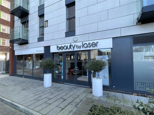 Unit 3 Beaumont Court, 61-71 Victoria Avenue, Southend-on-Sea, SS2