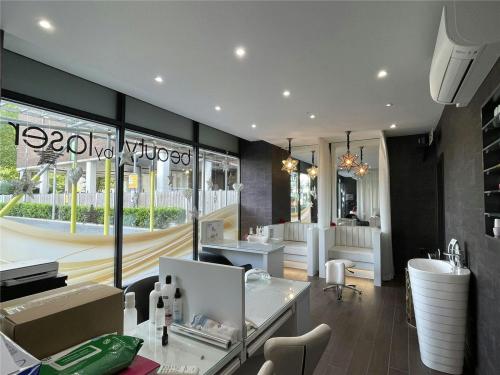 Unit 3 Beaumont Court, 61-71 Victoria Avenue, Southend-on-Sea, SS2