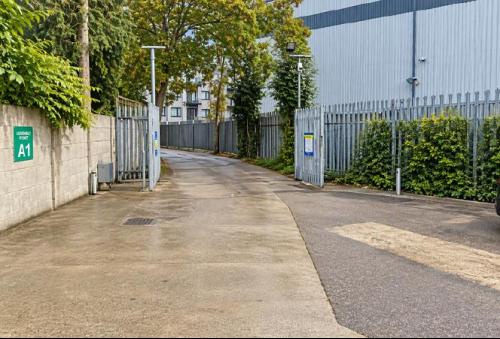 20,000 Sq Ft, Park Avenue, Watford, WD23