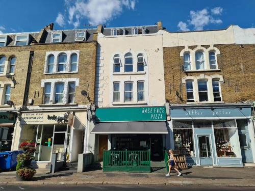 236 Upper Richmond Road, Putney, London, SW15