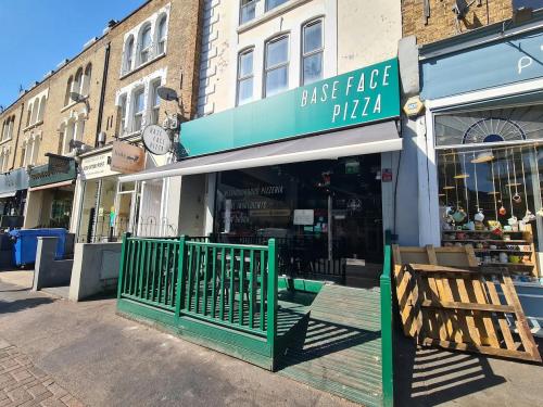 236 Upper Richmond Road, Putney, London, SW15
