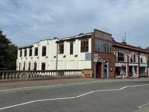 Bridge House, 14 Northampton Road, Market Harborough, LE16