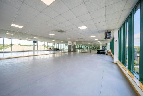 Performers College, Southend Road, Corringham, SS17