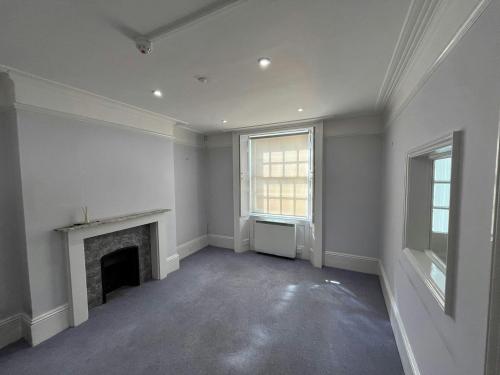 10 Easton Street, High Wycombe, HP11
