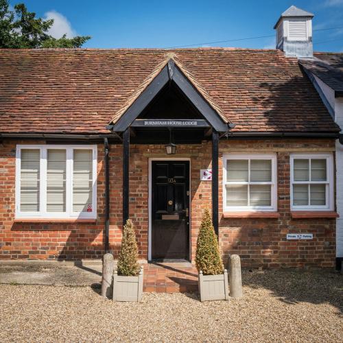Burnham House Lodge, High Street, Burnham, SL1