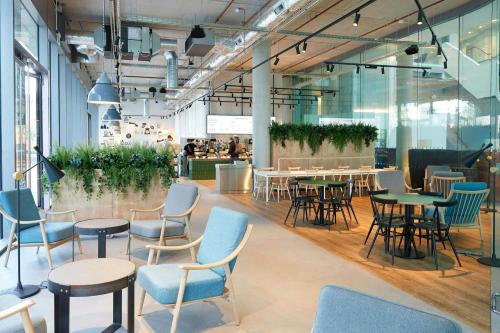 I-hub, 84 Wood Lane, White City, London, W12