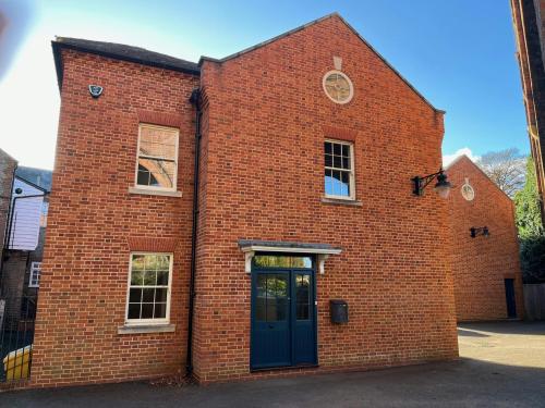12 Arm & Sword Lane, Old Hatfield, AL9