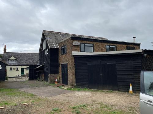 Bourne Honour, Tonwell, Ware, SG12