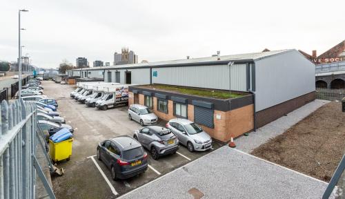 Unit A4, Lyntown Trading Estate, Lynwell Road, Eccles, M30