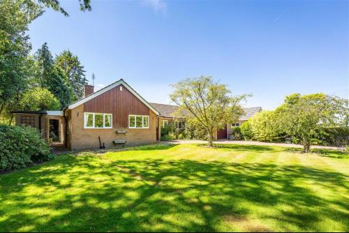 16 Dunholme Road, Lincoln, LN2