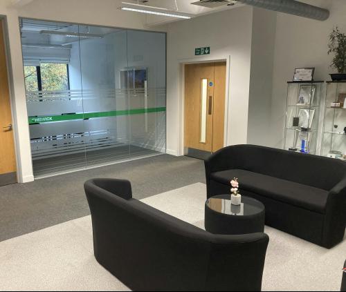 Unit 4, Voltage Business Centre, Enfield, EN3