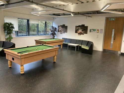 Unit 4, Voltage Business Centre, Enfield, EN3