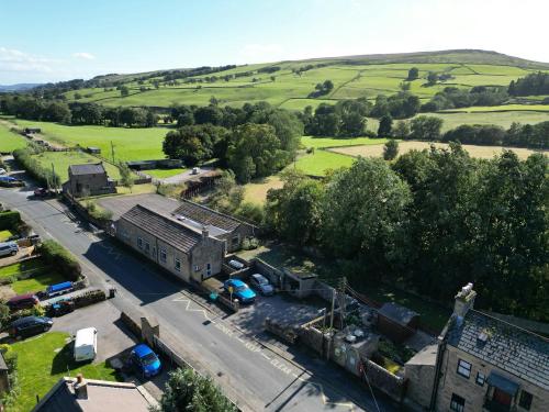 former Fountains Earth C of E Primary Lofthouse, 5 Nidd View, Harrogate, HG3