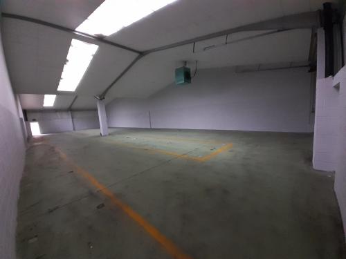 Unit B3, Queensbridge Industrial Estate, London Road, West Thurrock, RM20