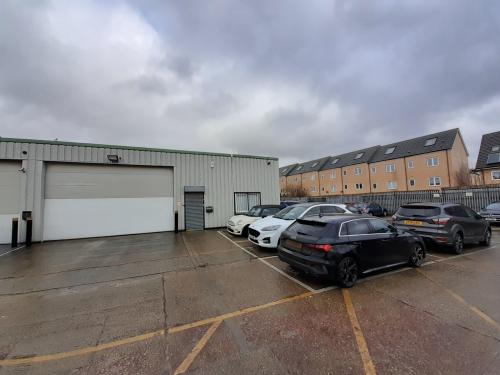 Unit B6a, Queensbridge Industrial Estate, London Road, West Thurrock, RM20