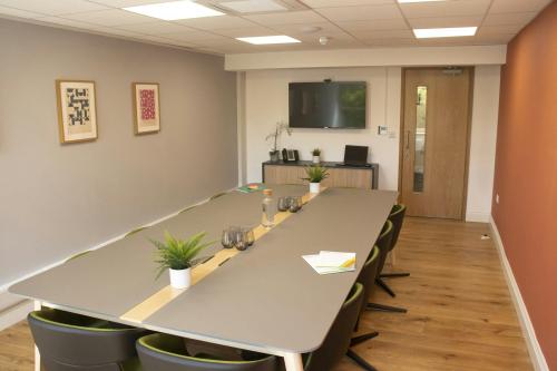 Cheyenne House, West Street, Farnham, GU9