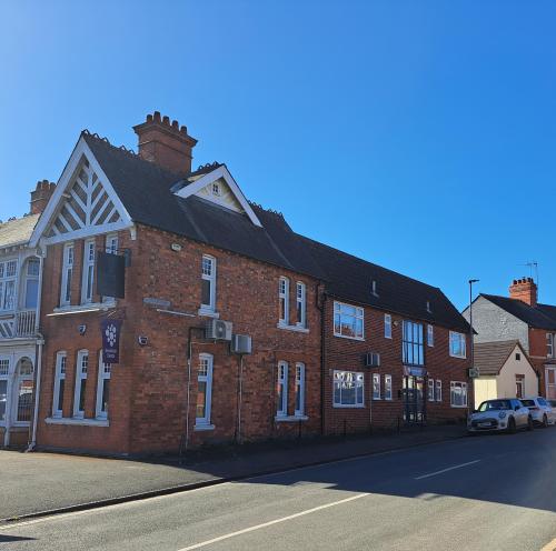 Brookfield House, 1 Brookfield Road, Rushden, NN10